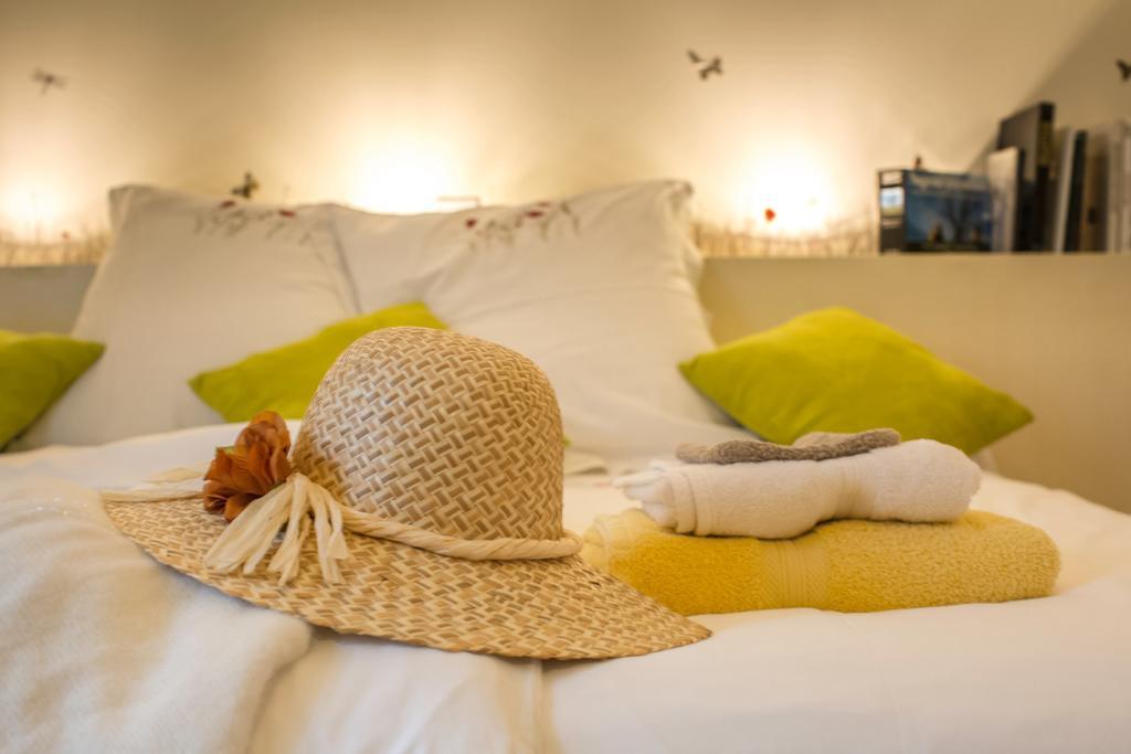 Couette Et Cafe Creme Bed & Breakfast Le Coudray Oda fotoğraf