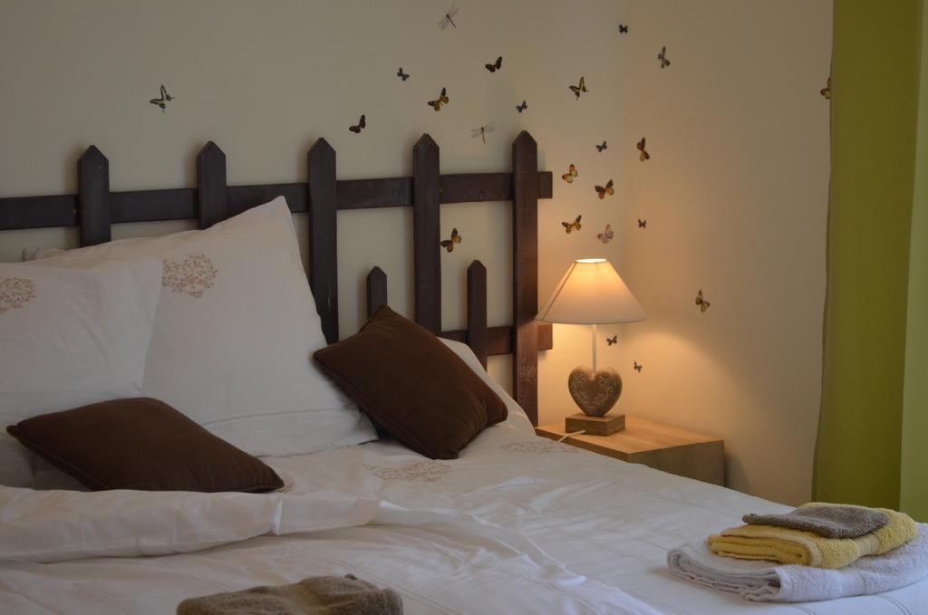 Couette Et Cafe Creme Bed & Breakfast Le Coudray Oda fotoğraf
