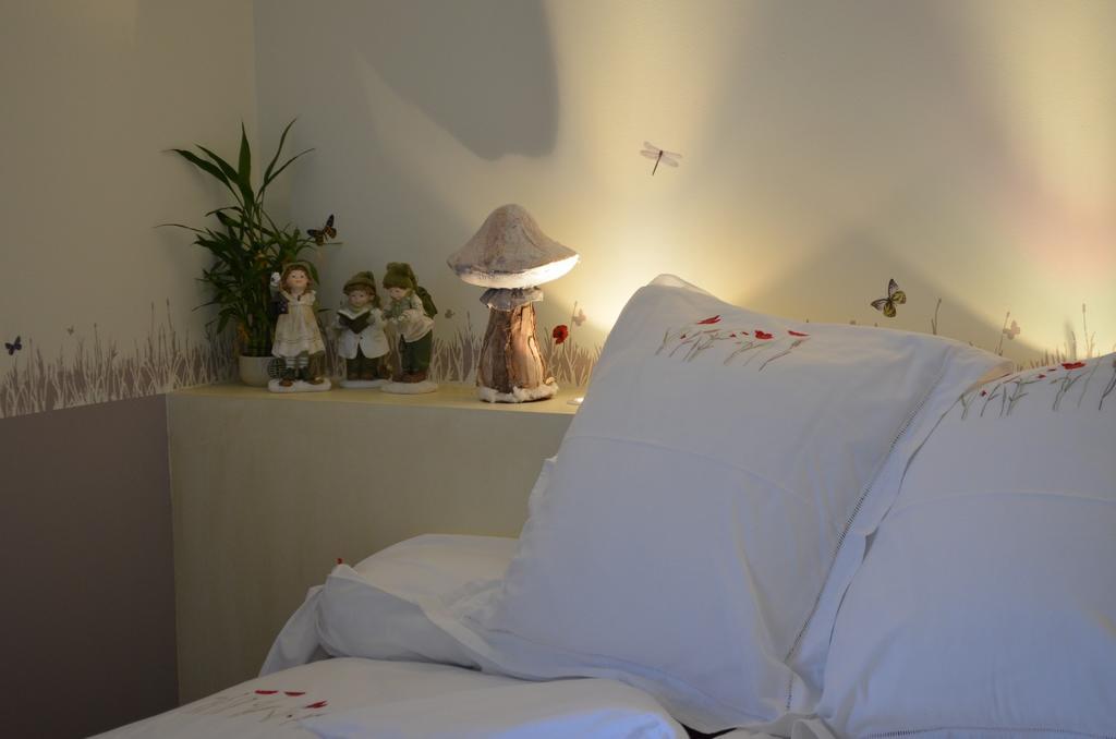 Couette Et Cafe Creme Bed & Breakfast Le Coudray Oda fotoğraf